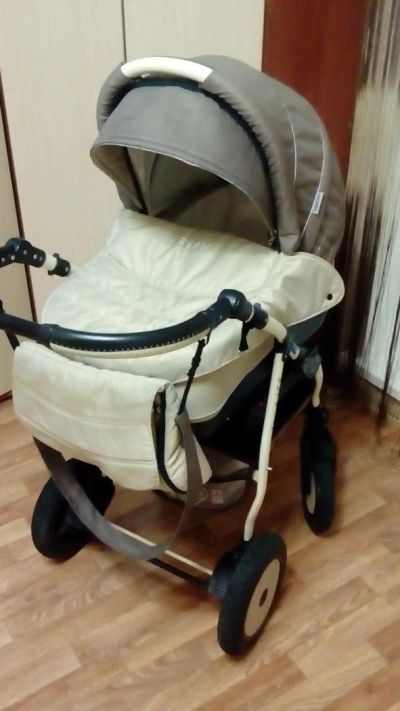 Лот: 9493027. Фото: 1. Коляска zipy 3 в 1. Коляски