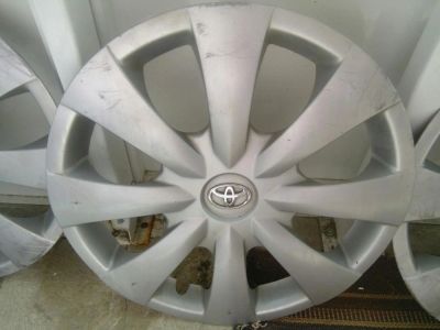 Лот: 7586572. Фото: 1. Колпаки оригинальные Toyota R15... Колпаки