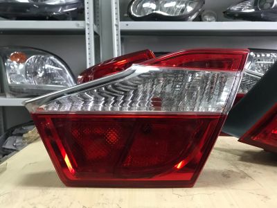 Лот: 25639543. Фото: 1. Задний правый фонарь Toyota Camry... Оптика и освещение