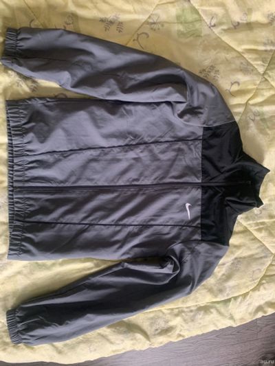 Лот: 18043288. Фото: 1. Ветровка олимпийка Nike. Верхняя одежда