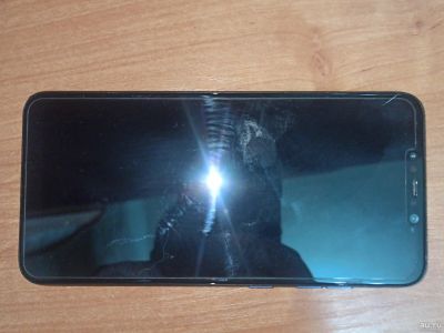 Лот: 18167370. Фото: 1. Xiaomi pocophone f1. Смартфоны