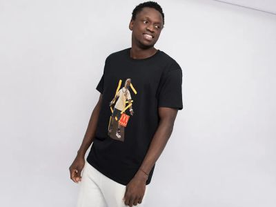 Лот: 20942708. Фото: 1. Футболка Travis Scott. Футболки, поло