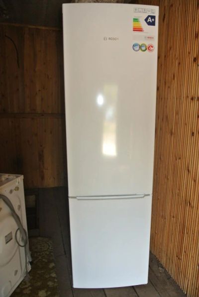 Лот: 5928492. Фото: 1. Холодильник Bosch KGV39VW20R. Холодильники, морозильные камеры