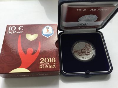 Лот: 11701643. Фото: 1. Италия 10 евро 2018 год. Чемпионат... Сувенирные банкноты, монеты