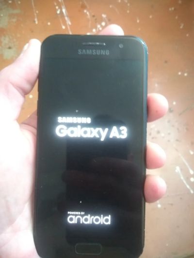 Лот: 25117992. Фото: 1. Samsung galaxy A3. Смартфоны