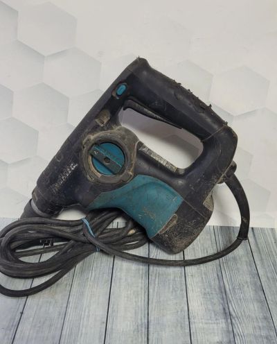 Лот: 18631981. Фото: 1. Перфоратор makita HR2800. Электроинструмент