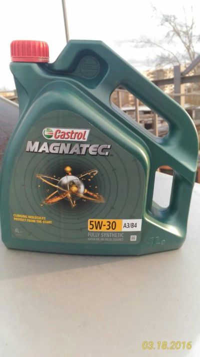Лот: 7121710. Фото: 1. масло моторное castrol magnatec... Масла, жидкости