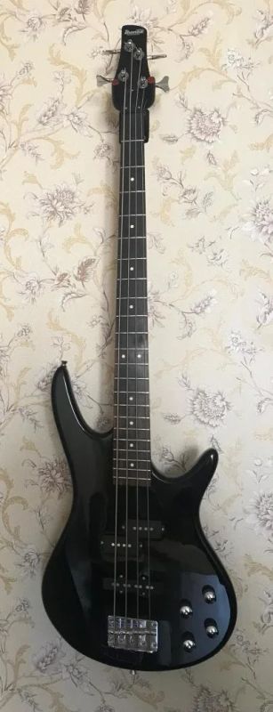 Лот: 11169715. Фото: 1. Бас-гитара Ibanez GSR200-BK c... Гитары