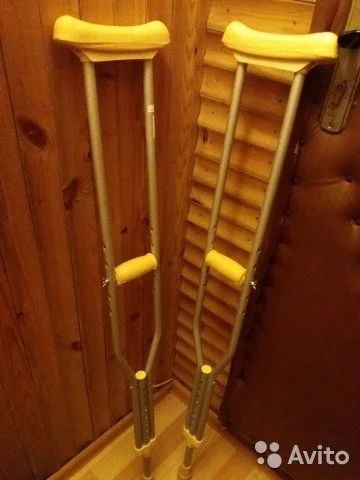 Лот: 10401270. Фото: 1. Продам костыли опорные металлические. Ортопедические изделия