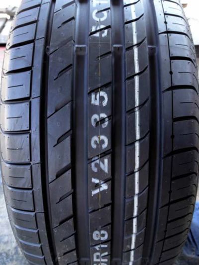 Лот: 7583524. Фото: 1. Nexen 94Y XL NFera SU1 225/45ZR17. Шины
