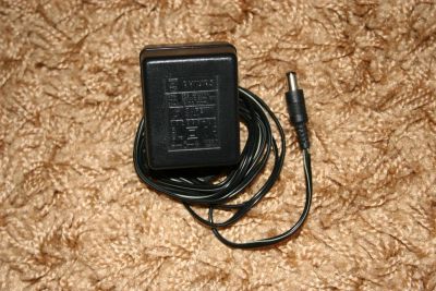 Лот: 6207211. Фото: 1. Блок питания 12В 200мА Philips. Зарядные устройства, блоки питания для бытовой техники