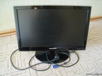 Лот: 5114302. Фото: 1. samsung p2050. ЖК-мониторы