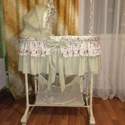 Лот: 8960378. Фото: 1. Продам колыбель Simplicity. Детские кровати и кроватки