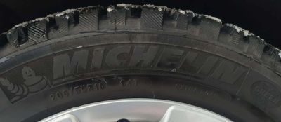 Лот: 18404225. Фото: 1. Шины Michelin X-ice North 3 205... Шины