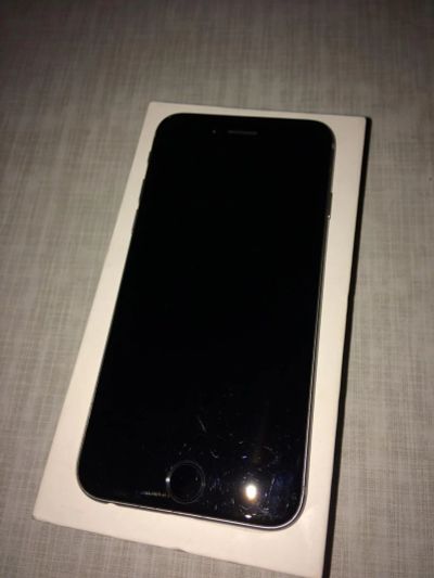 Лот: 8516309. Фото: 1. iPhone 6. Смартфоны