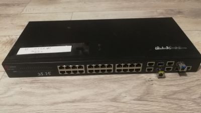 Лот: 25349968. Фото: 1. Коммутатор QTECH QSW-2800-28T-AC. Коммутаторы