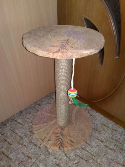 Лот: 5927791. Фото: 1. Когтеточка столбик на подставке... Игрушки для животных