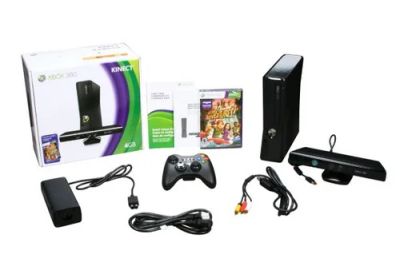 Лот: 6221057. Фото: 1. Xbox 360 + Kinect + Freebot (запуск... Игровые приставки, консоли
