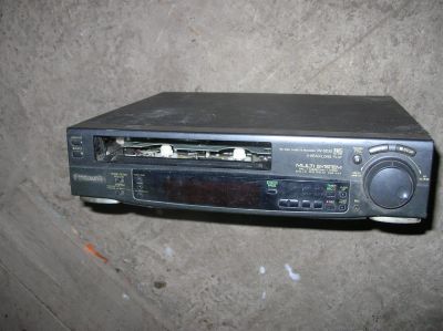 Лот: 3556349. Фото: 1. Видик Panasonic на запчасти. Видеомагнитофоны