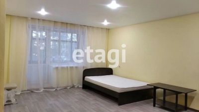 Лот: 20935404. Фото: 1. Продам 1-комн. кв. 51 кв.м. Красноярск... Квартиры, студии