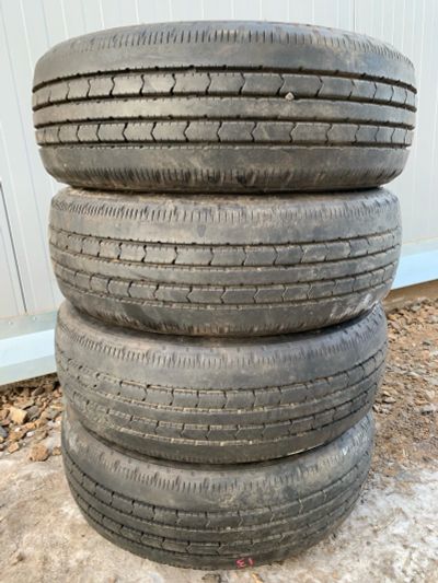 Лот: 16958777. Фото: 1. Bridgestone R202, 215/65 R15 LT... Шины