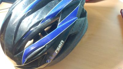 Лот: 12798733. Фото: 1. Велосипедный шлем Larsen. Шлемы
