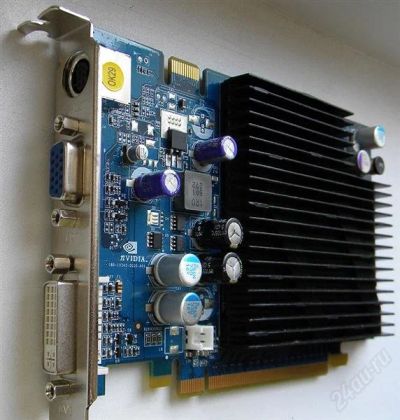Лот: 1204526. Фото: 1. geforce 7600gs 256mb. Видеокарты