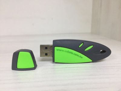 Лот: 15569508. Фото: 1. USB-флеш карта на 8Гб.Цена 280... USB-флеш карты