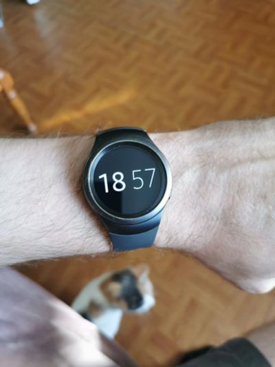 Лот: 16155529. Фото: 1. Смарт часы Samsung Gear S2 Sport. Смарт-часы, фитнес-браслеты, аксессуары