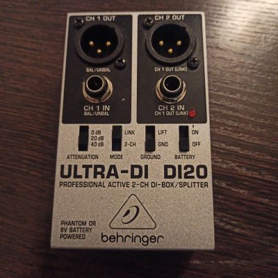 Лот: 21545735. Фото: 1. Директ-бокс активный, Behringer... Гитарные эффекты и комбоусилители