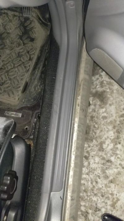 Лот: 8657837. Фото: 1. Накладки на пороги Forester SG-5. Салон