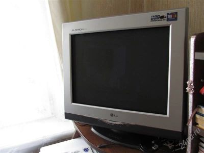 Лот: 2313825. Фото: 1. Монитор LG F720P. ЭЛТ-мониторы