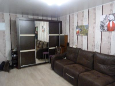Лот: 10397108. Фото: 1. Продам 2х-ком Крас.раб.79а. Квартиры, студии