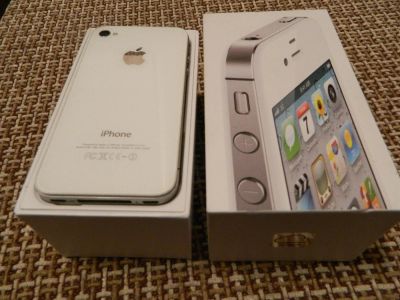 Лот: 3386984. Фото: 1. iphone 4s 16gb white, почти в... Смартфоны