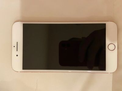 Лот: 14949785. Фото: 1. iPhone 7plus 32 Gb,gold rose. Смартфоны