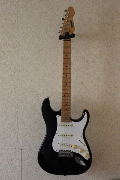 Лот: 9190907. Фото: 1. Электрогитара Peavey Predator-USA. Гитары
