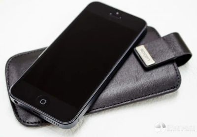 Лот: 5150412. Фото: 1. Кожаный чехол-карман для iPhone... Чехлы, бамперы