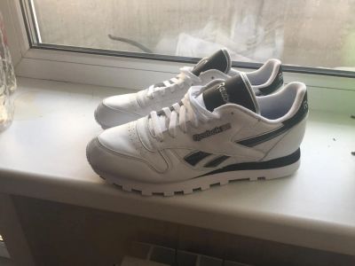 Лот: 6931241. Фото: 1. Кроссовки Reebok. Кеды, кроссовки, слипоны