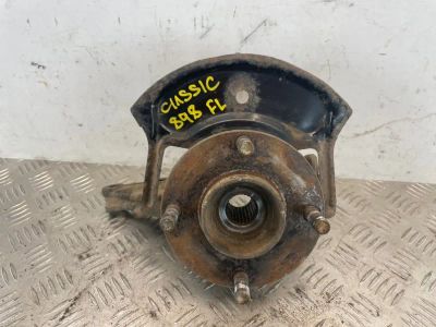 Лот: 24591877. Фото: 1. поворотный кулак Nissan Almera... Двигатель и элементы двигателя