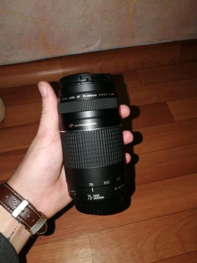 Лот: 16760771. Фото: 1. Объектив Canon EF 75-300 mm f... Объективы