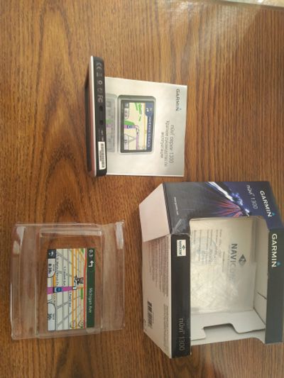Лот: 19057710. Фото: 1. Навигатор Garmin nuvi 1300 абсолютно... GPS-навигаторы