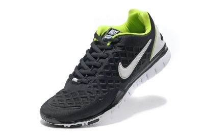 Лот: 3840805. Фото: 1. Nike Free Run TR green.[D4]. Кеды, кроссовки, слипоны