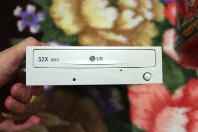 Лот: 3514604. Фото: 1. CD Rom LG. Приводы CD, DVD, BR, FDD