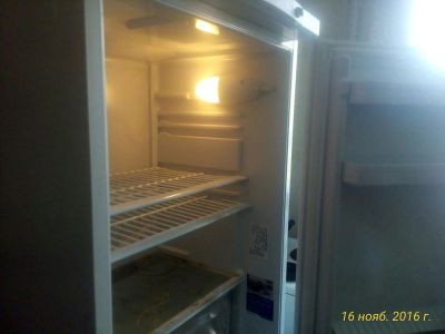 Лот: 8558483. Фото: 1. Индезит ,повторно с рубля , с... Холодильники, морозильные камеры