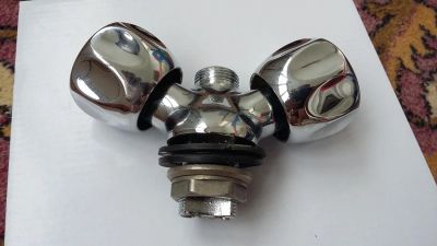 Лот: 5904293. Фото: 1. Смеситель на раковину в ванную... Смесители