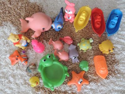 Лот: 3146216. Фото: 1. игрушки для купания одним лотом. Игрушки для купания