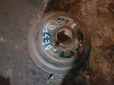 Лот: 20896083. Фото: 1. Ступица Mazda Demio DE3FS ZJ-VE... Кузов