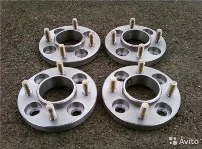 Лот: 15947559. Фото: 1. проставки с toyota caldina st-195... Секретки, гайки, проставки