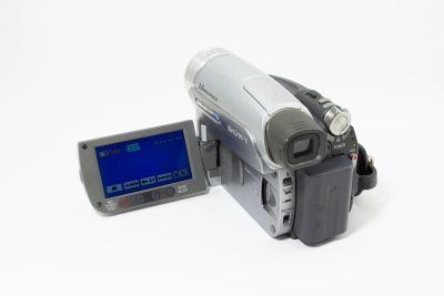 Лот: 18454230. Фото: 1. Видеокамера sony DCR-HC96E. Видеокамеры