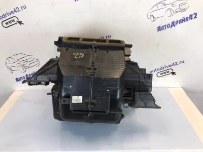 Лот: 21705636. Фото: 1. корпус отопителя Honda Civic 4D... Двигатель и элементы двигателя